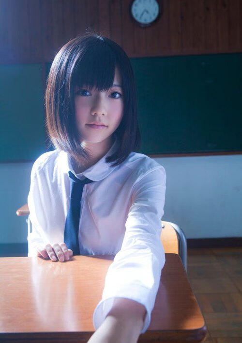 皇马客场大胜，积分榜上升至第二位，2021皇马客场