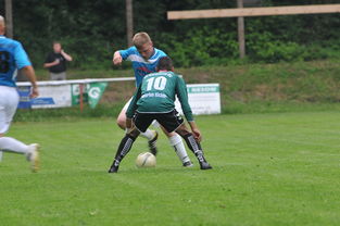 AYX体育官网-主教练在战术板上是否需要规划节奏节点，教练在布置战术时讲到了常用的比赛阵型